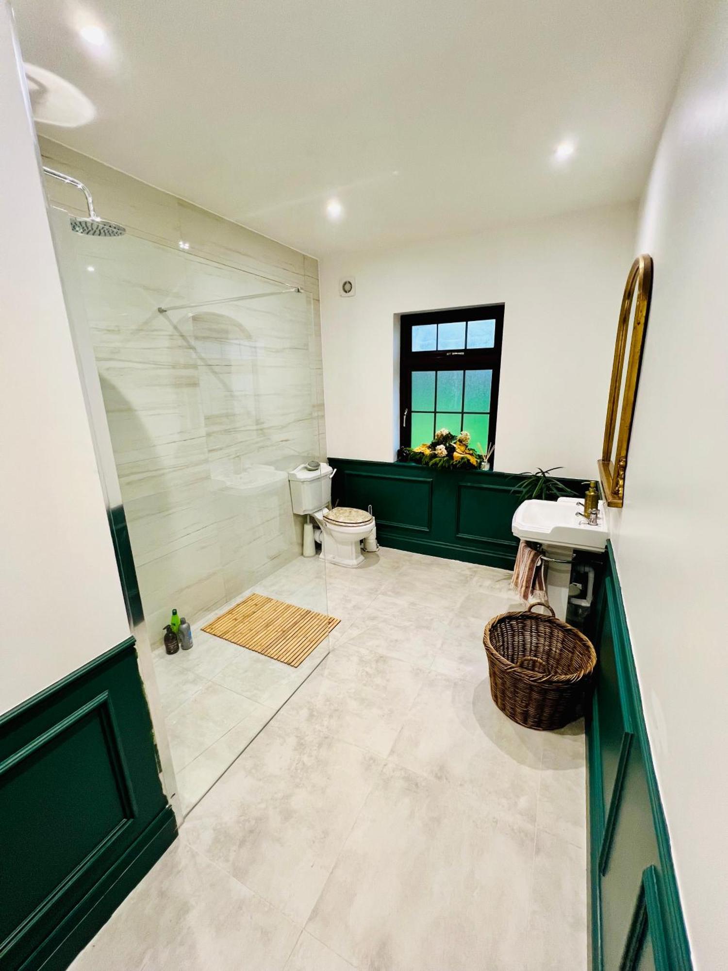 Acrewood House Apartment Tara Ngoại thất bức ảnh
